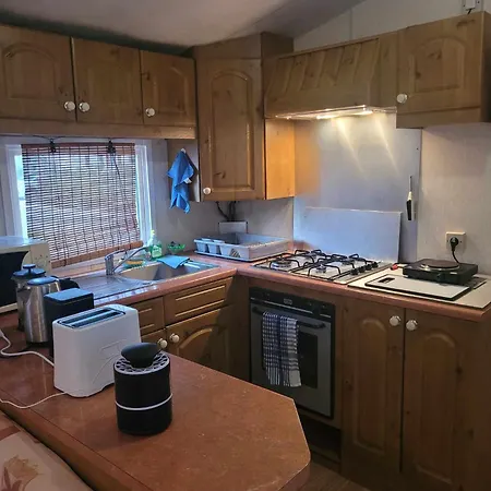 Campsite Mobil-home A 200 M Des Plages Hyeres